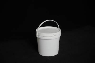 China 0.2L-20L Square Plastic Reusable Bucket with Lid for sale