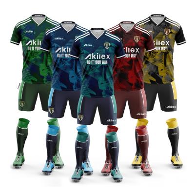 China Low MOQ Custom Logo Men Soccer Wear Club Soccer Jersey Football Kits Sublimation Sets for sale