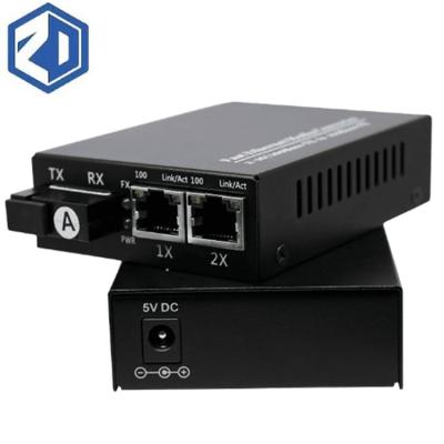 China Stable Quality SC Fiber FTTH FTTxFTTB Network Fast Ethernet 10/100m 20km WDM Fiber Media Converter For Ftth Network for sale