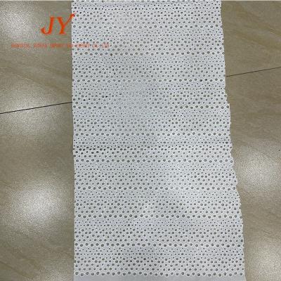 China High Quality Heat-Insulation 100 Cotton Eyelet Yarn Embroidery Lace Fabrics Products for sale