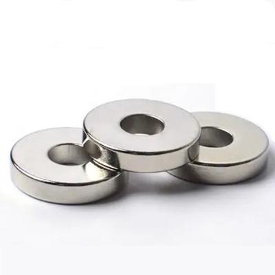 China Hot Selling Industrial Magnet Neodymium Disc Round Shaped High Precision N52 Ring Neodymium Magnet Super Strong 2020 Large Magnets For Industrial for sale