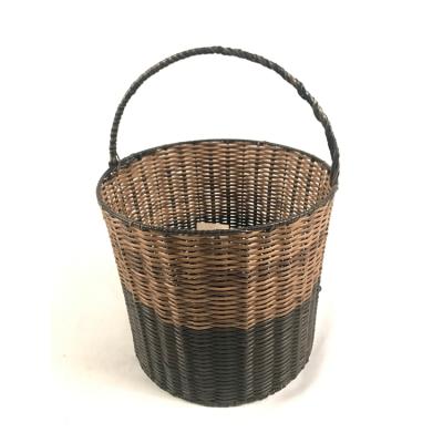 China Viable Wholesale PE Renel Storage Baskets Home Hotel Sundries Organization Plastic Rattan With Handle for sale