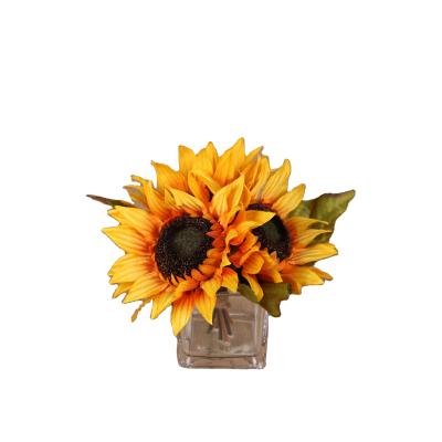 China Beautiful Colorful Artificial Flower Sunflower Suppliers Supply Artificial Handmade Wedding Sunflowers Natural Touch and Bright Colors in Bulk for sale