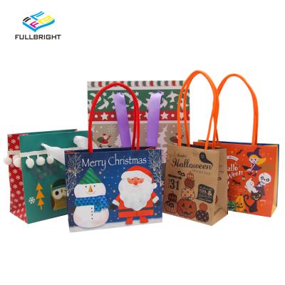 China Recyclable Thanksgiving Christmas Wedding Engagement Gift Bags Printed Logo Custom Paper Packaging Bag for sale