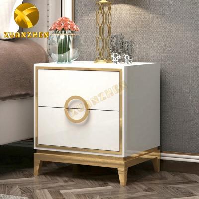 China Modern light luxury bedside table, modern bedroom, apartment furniture small bedside table à venda