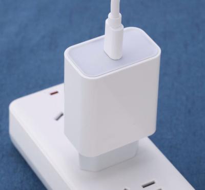 China Cell Phone Fashion Design Competitive Price Attractive Aukey Wall Charger for sale