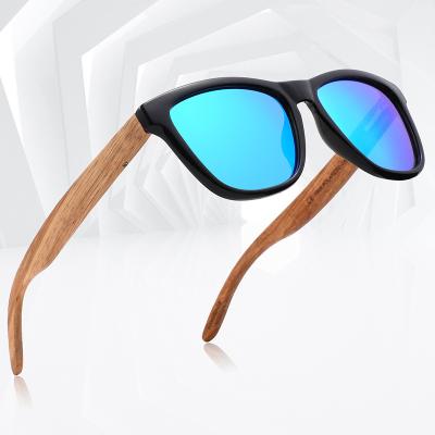 China Fashion sunglasses 2022 fresh style temple wood sunglasses for men and women perfect wooden polarized gifts sunglasses for sale