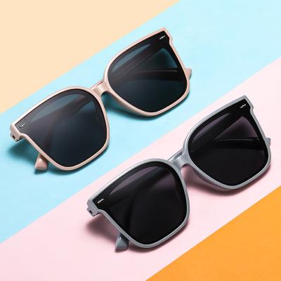 China Newest Fashion Sunglasses TR90 Fashion Sunglasses Logo Cartoon Kids Sunglasses Custom Made 2022 For Children for sale