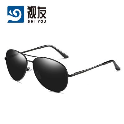 China Fashion Sunglasses 2022 Big Discount Oversized Design Polarized Sunglasses Logo For Young Men Custom Made for sale