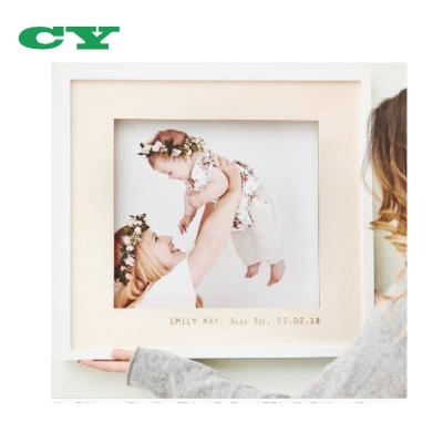 China Perfect of a high quality personalized wooden birthday baby photo frame perfect for a birthday, baptism, or new baby gift. for sale