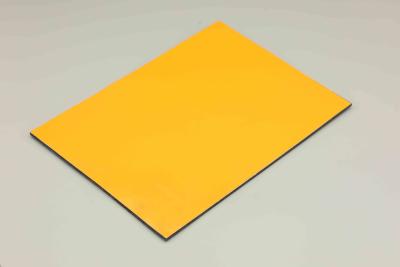 Cina Giallo scuro 3 mm Acp Pe 1300 mm Larghezza PE rivestito Acp Rivestimento murario per soffitti in vendita