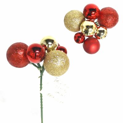 China Popular 2022 New Design Indoor Christmas Wreath Decorations Picks Christmas Decoration Supplier for sale