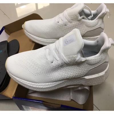 China NO LOGO Kanye West Original Quality Men's Fashion Yezzy 500 Anti-skid Sneakers Yezzy 500 Shoes for sale