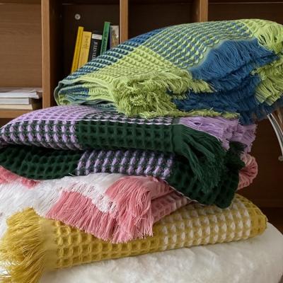 China Soft Fluffy Plaid Throw Blanket, Nordic Soft Warm Autumn Winter Bed Blankets Bed Bedroom Decoration for sale