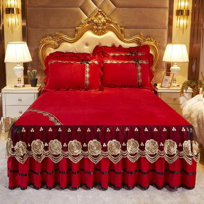 China Crystal Velvet Princess Wedding Bedding red Nondisposable thicken soft bedspreads lace up bedskirt mattress cover embroidered linen pillowcases for sale