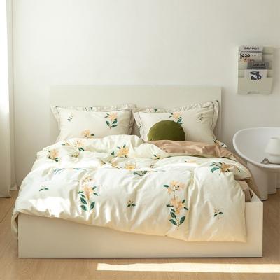 China Nondisposable Floral Print Home Bedding Set, Simple Cool Cozy Blanket Set Sheet Comforter Covers for sale