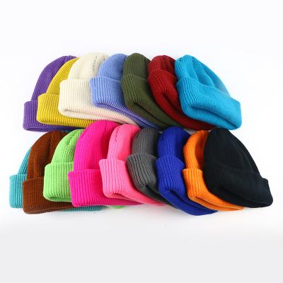 China JOINT Custom Knit Beanie Winter Caps Streetwear Fisherman Winter Acrylic Cuffed Slouchy Hats For Women for sale