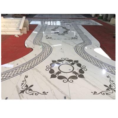 China Modern Custom Black And White Marble Designs Square Flower Water Spray Mosaic Tile for sale