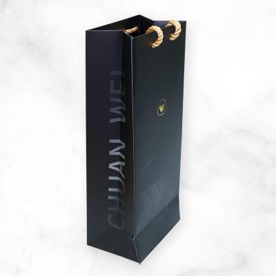 China Cute Gold Wine Paper Bag Recyclable Hot Selling Logo With Handles Wine Branded Luxury Custom Paper Bag for sale