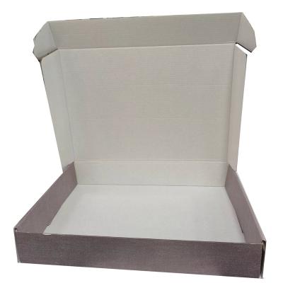 China Custom Logo Magnetic Green Shipping Boxes Factory Recyclable for sale