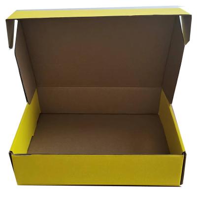 China Recycled Materials Ready To Ship Factory Price Custom Sample Shipping Box for sale