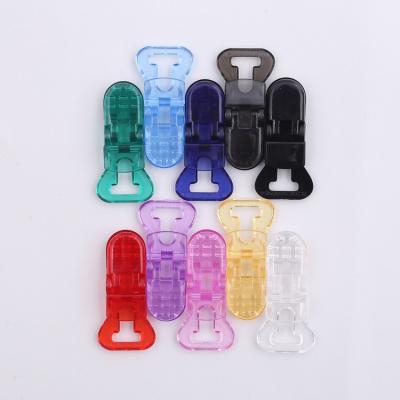 China New Clip 10mm Eco-Friendly Color Plastic Transparent Plastic Clip Baby Pacifier Clip Environmentally Friendly for sale