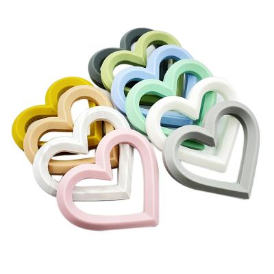 China Wholesale Eco-Friendly Food Grade BPA Free Heart Shape Teething Toy Babys For Pacifier Chain Necklace Accessories for sale