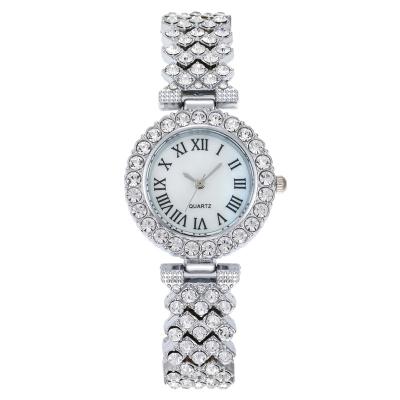 China Non-specific Hot Set of Factory Sale Diamond Gypsophila Bracelet Watch Quartz Metal Disc Ladies Watch for sale