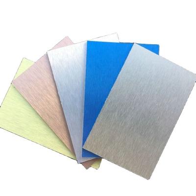 China 4mm PVDF PE Brushed red / Brushed gold alucobond fireproof ACP aluminum composite panel Te koop