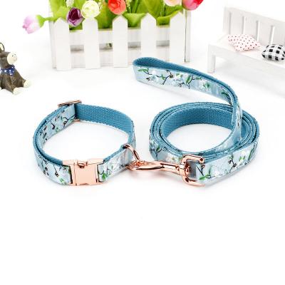 China Supplier Polyester Webbing Plain Color Cotton Padded Gold Pet Collar And Leash For Dogs for sale