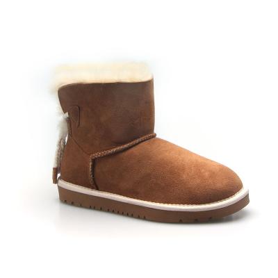 China Hot Wholesale Fashion Sheepskin Outdoor Snow Boots For Women for sale