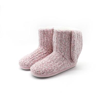 China Fashion Trend Sample Weave Available Comfortable Pink Home Boots Indoor Casual Women Custom Made Snow Boots for sale