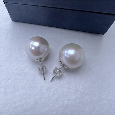 China CLASSIC 12-13 mm Big High Gloss Round Pearl Studs Earrings Silver Creative Soft Women's Direct Selling Earrings E027 S925 for sale