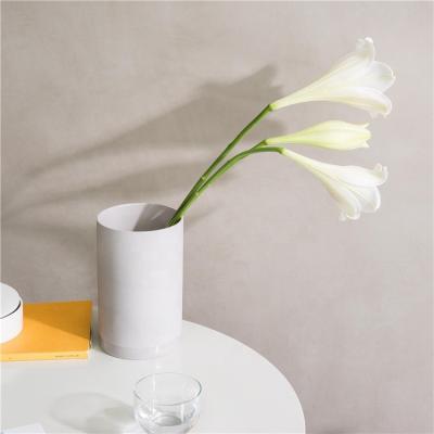 China Home Decor Fine Matte White Bulk Ceramic Decor Jars Wedding Centerpieces Nordic Elegance Porcelain Vases for sale