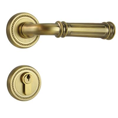 China Easy installation Guangdong split yellow bronze border special wooden door lock handle engineering universal lock set bedroom for sale