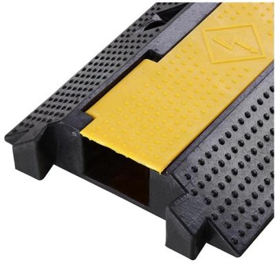 China Anti-pressure 1 channel flexible cable protector / desktop rubber cable protector for sale