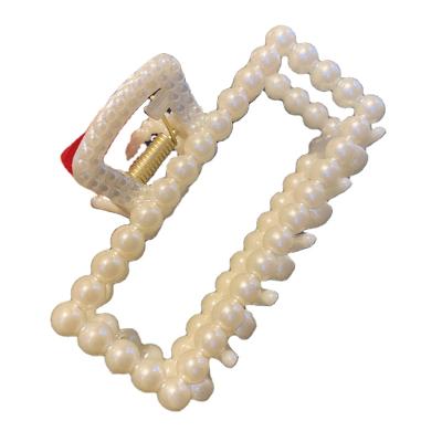 China Japan and Korean Style Hair Claw Barrette Minimalist Faux Pearls Broken Hair Clip Headdress for Women Ponytail Clips Hair Accessories for sale