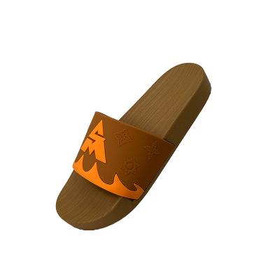 China CUSHIONING running lot of 2020 fashion hot sale mens casual slippers brands in china with high quality beach slides casual slippers for men for sale