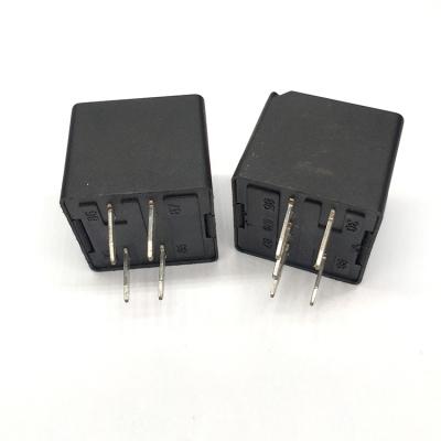 China AgSnO2 high quality automotive relay 5pin 40a relay socket automotive relay for sale