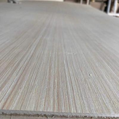 China Contemporary Engineered Veneer EV Poplar Plywood for sale