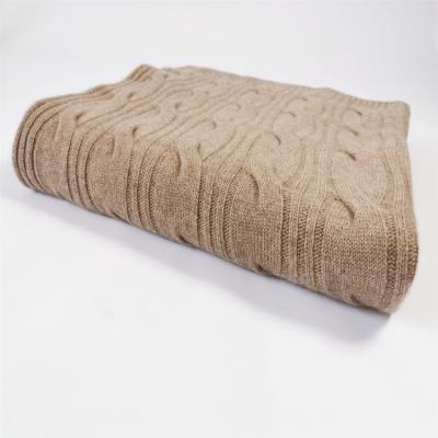 China Chunky Winter Anti-pilling Warm Fashionable Single Color Cable Cashmere Knit Blanket for sale