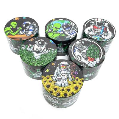 China New Modern Huka Hookah Accessories 50Mm Logo Zinc Alloy Custom Made Tobacco Herb Grinder 4 Layers Mini Grinder for sale