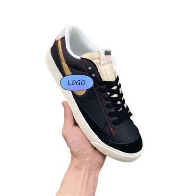 China Cushioning Gray Fashion Retro Outdoor Walking Casual Shoes White Black White Low Sacai OG Tennis Shoes Unisex Zapatillas Blazeres Shoes for sale