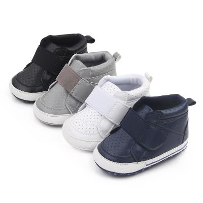 China Spring and Autumn Sports Baby High Top Lightweight Solid Casual Walking Shoes for sale