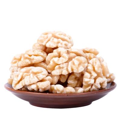 China Wholesale Price Nutritious Porcelain Peeled Walnut Kernels for sale