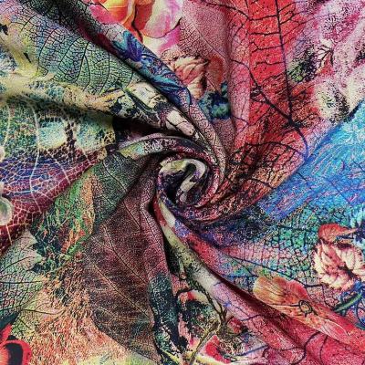 China 2022 new design QUICK DRY 30S rayon roving/squishy printed fabric for women's clothing for sale