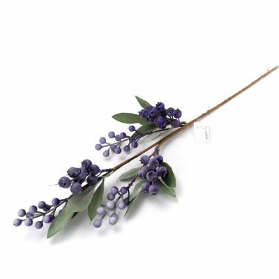 China Realistic Stem of Berry Picks Blue Frosted Christmas Berries for Christmas Wreath Seasonal Holiday Floral Arrangement Garland Decoration for sale