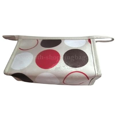 China Dot pattern fabric zipper cosmetic bag for counter gifts , cute makeup bags for sale