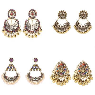 China Factory Direct Selling Retro Court Style Ethnic Women's Indian Pearl Earrings Jhumka Charm Big Drop Bollywood Lady Earring Custom for sale