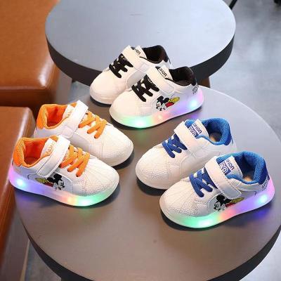 China Custom high quality children's sports shoes boys anti-odor factory price children's sports shoes round head rubber sole anti slip for sale